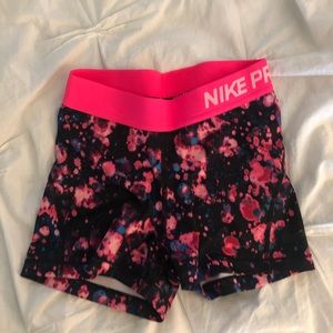 Nike pro shorts, like new, wore only 1-2 times